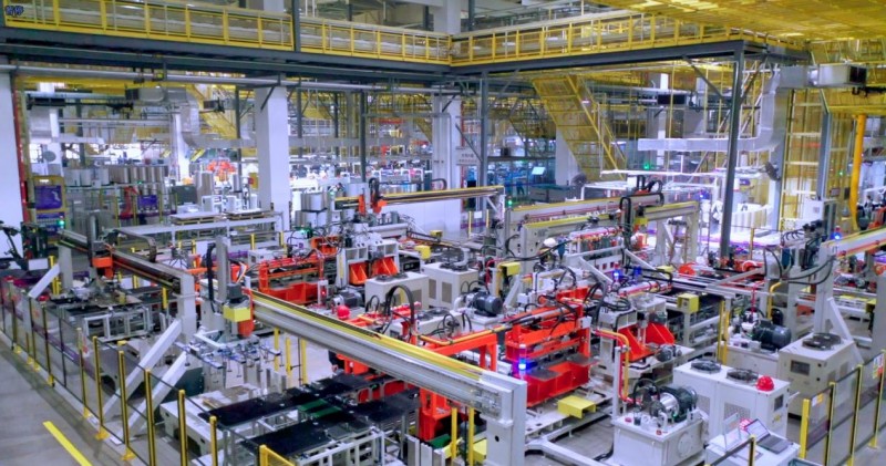 行業(yè)最多！海爾3家工廠獲評(píng)工信部首批卓越級(jí)智能工廠，技術(shù)服務(wù)的引領(lǐng)作用